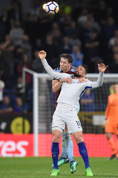 并在关键时 并在关键时